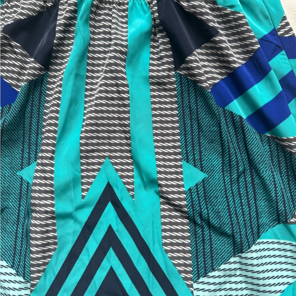 Express dress - Picture 5 of 5